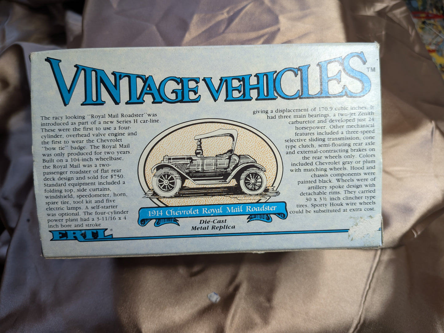 ERTL Vintage Vehicles 1914 Chevrolet Royal Mail Roadster
