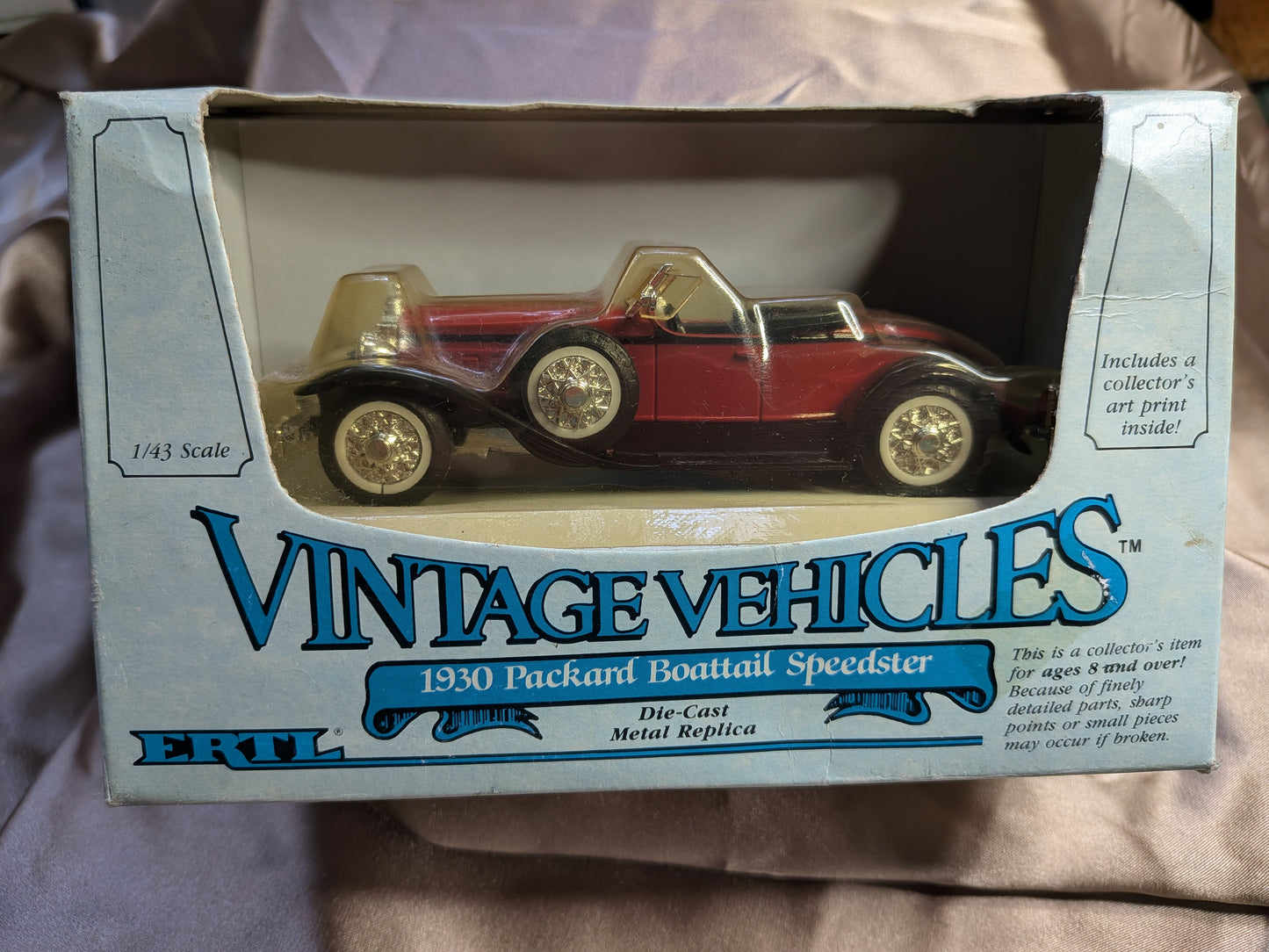 ERTL Vintage Vehicles 1930 Pickard Boattail Speedster