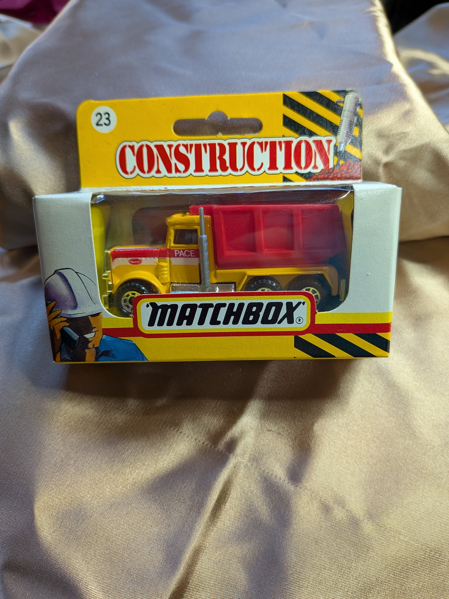 1983 Vintage Matchbox Peterbilt Quarry Dump Truck. B30 Yellow Mattel