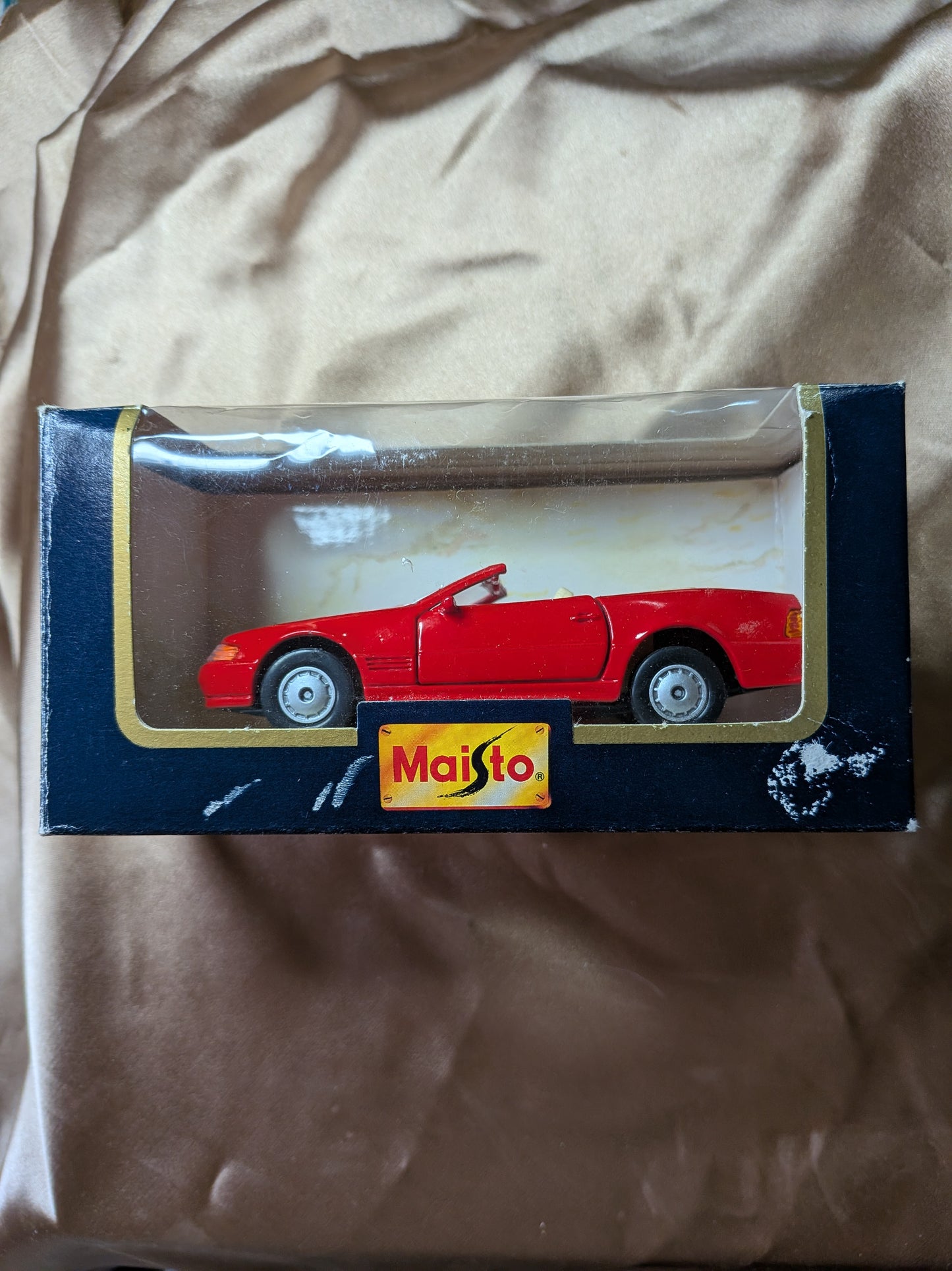Maisto Mercedes Benz 500 SL