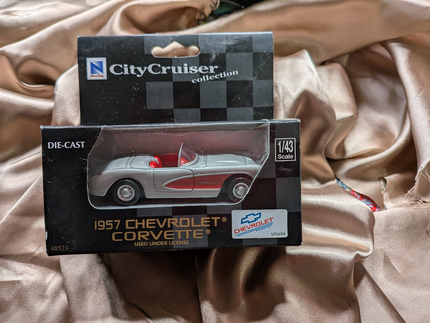 Newray City Cruiser 1957 Chevrolet Corvette