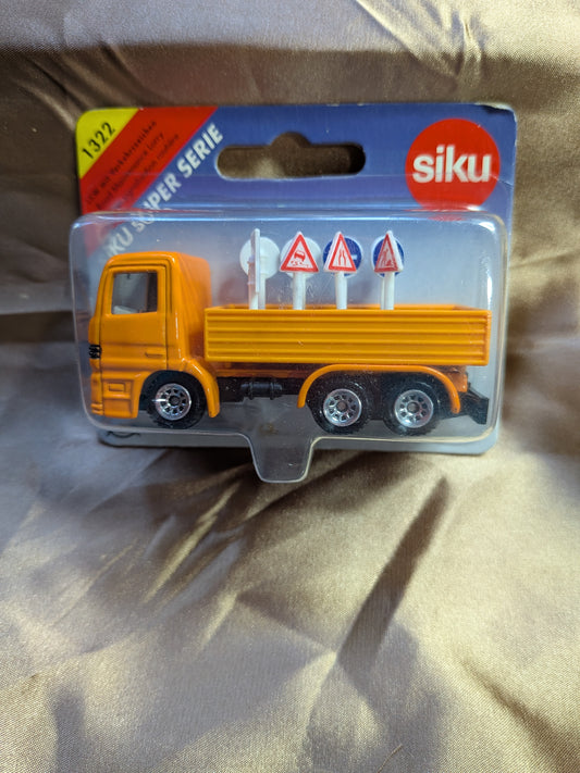 Siku 1322 Scania Road Maintenance Truck With Signs