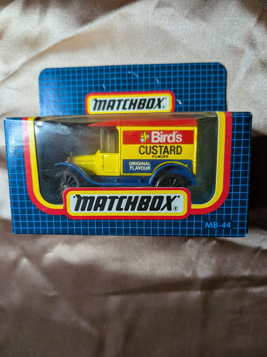 1989 Matchbox 1921 Model T Ford Birds Custard Van