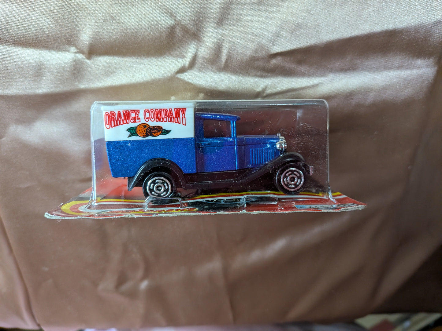 Majorette Series 200 Ford Orange Company