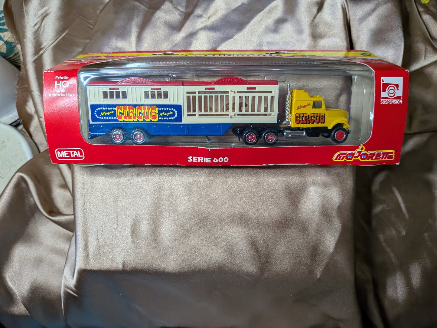 Majorette Transports Circus - Damaged box