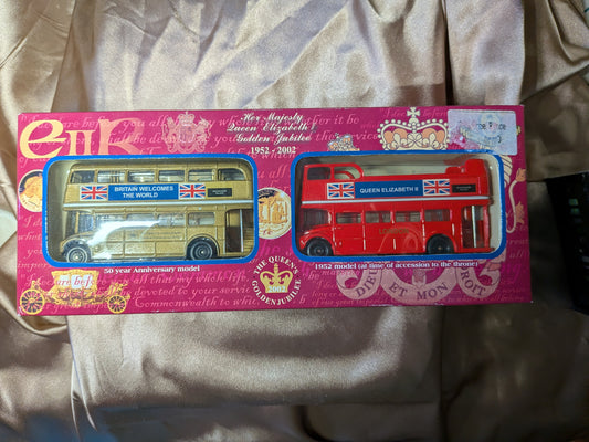 Oxford Queens Jubilee Commemorative Bus Set.