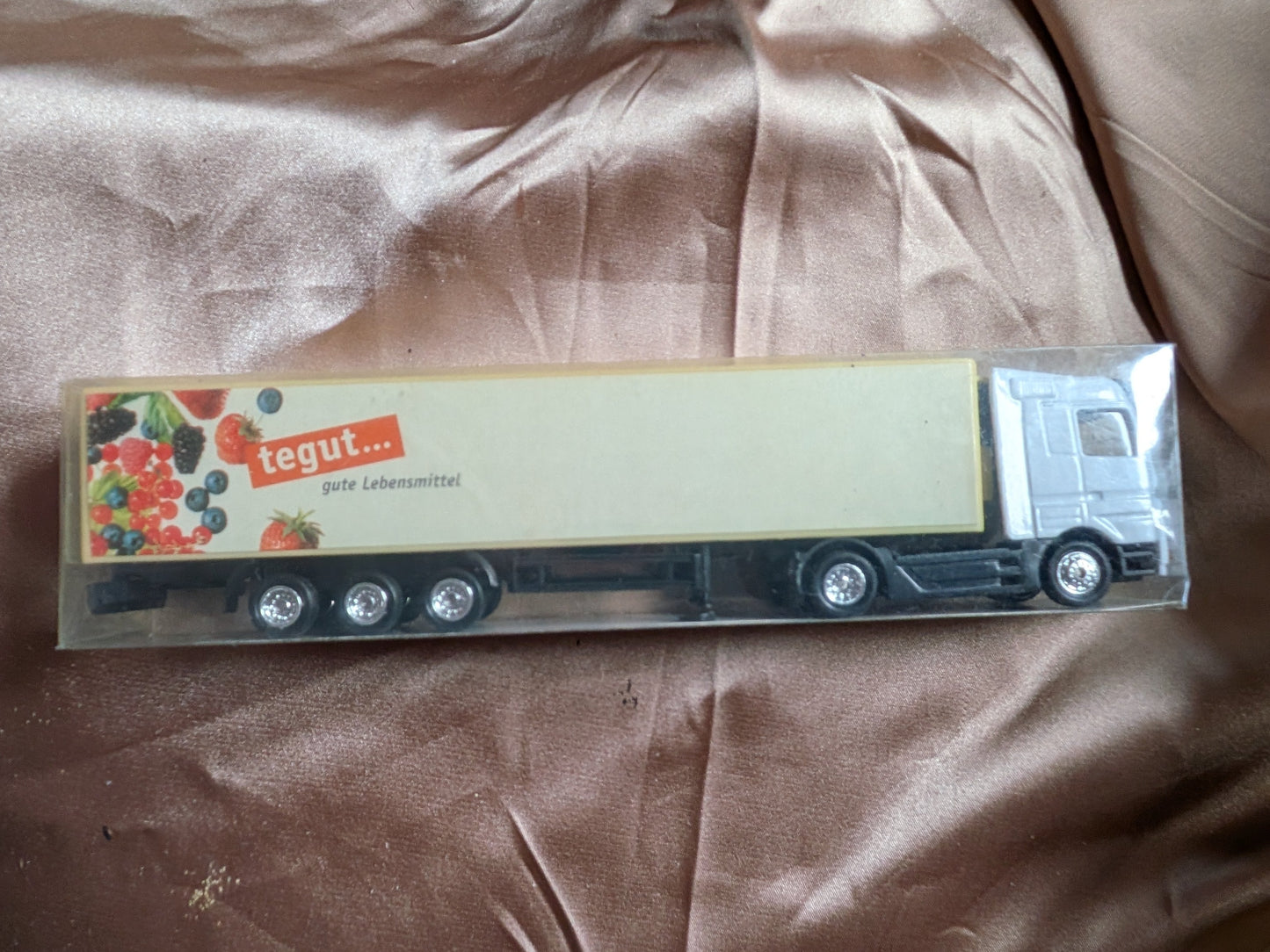 Tegut... Mercedes Delivery Truck