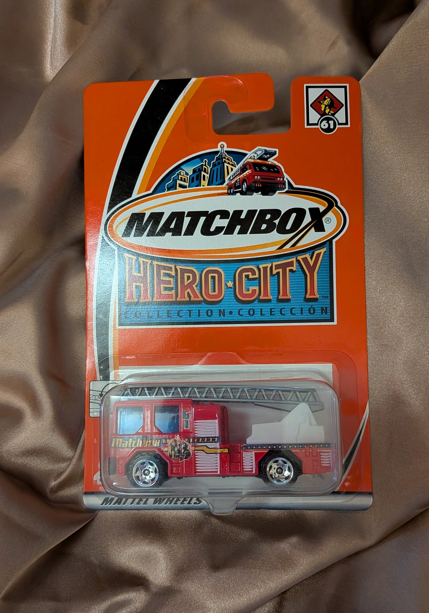 Matchbox Hero City Dennis Sabre Fire Truck