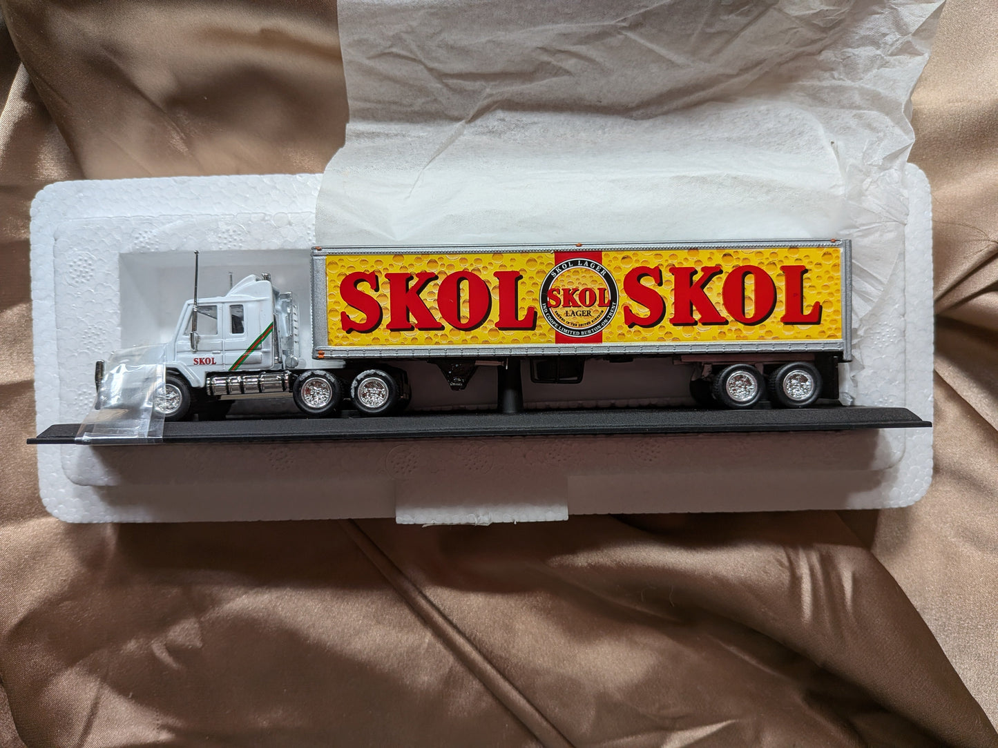 Matchbox Collectibles SKOL Lager Scania Tractor Trailer