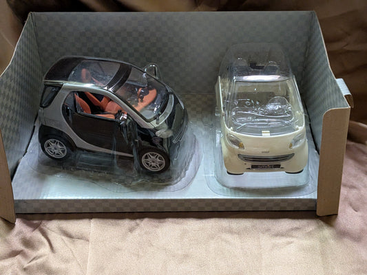 Maisto Special Edition Collection Smart 1+1