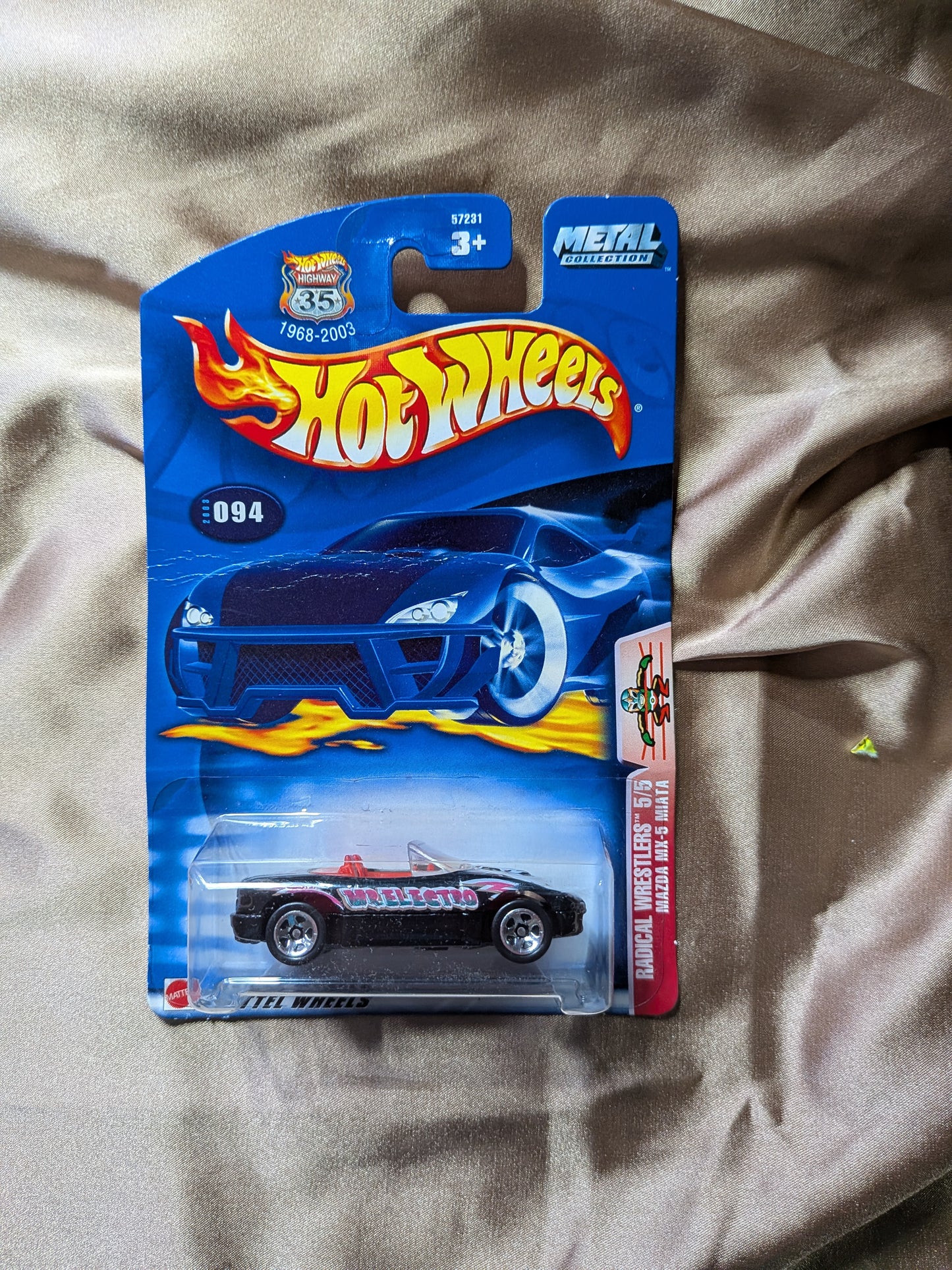 Hot Wheels Radical Wrestlers Mazda MX-5