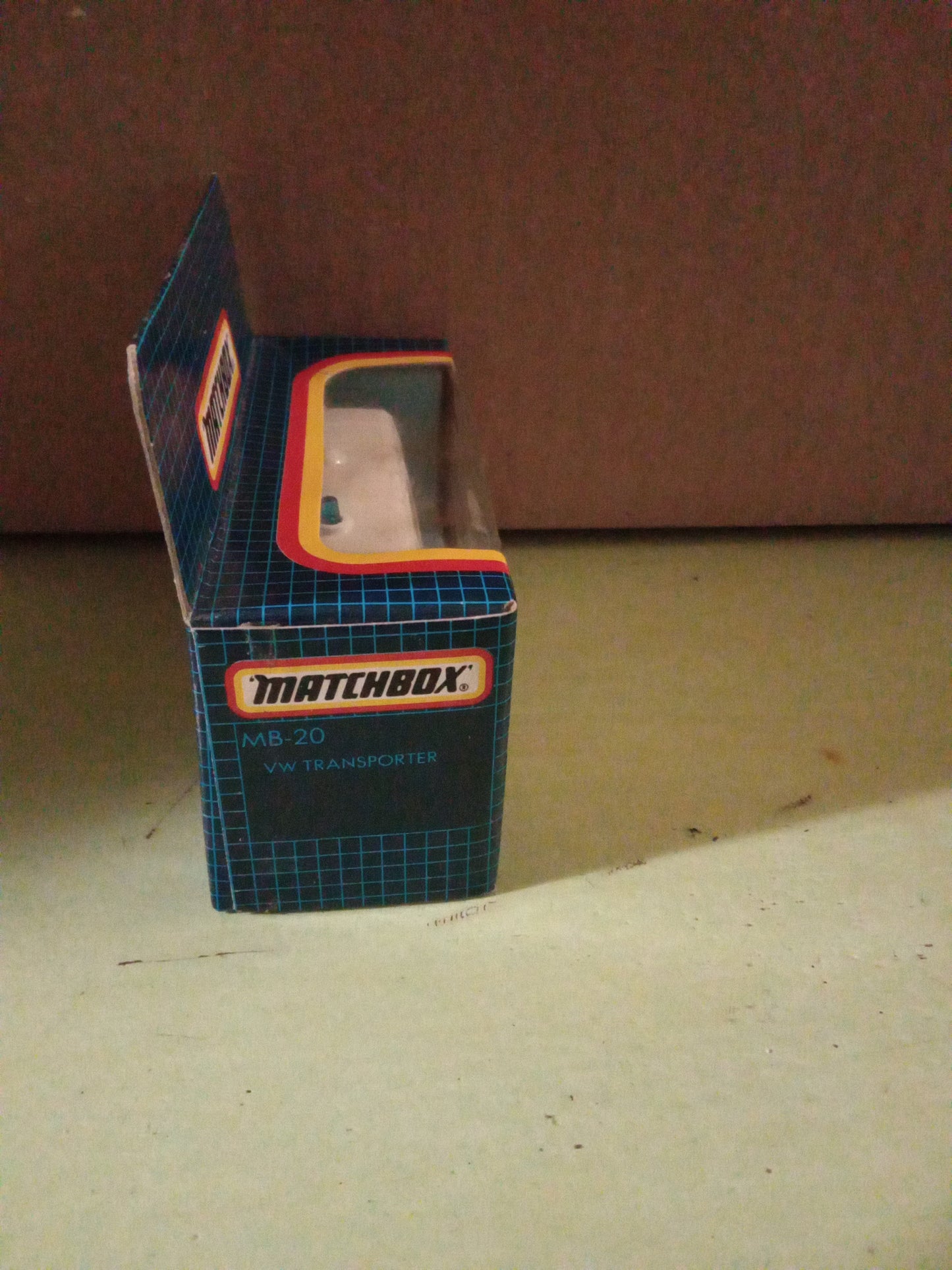 Matchbox MB-20 VW Transporter Ambulance 1:59 Boxed 1990