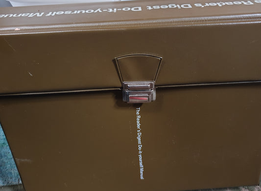 The Readers Digest Do It Yourself Manual - Book 1 Techniques Book 2 Projects -